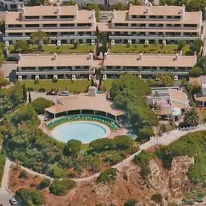 apartamento-t1-praia-senhora-da-rocha.hotelaalgarve.com/