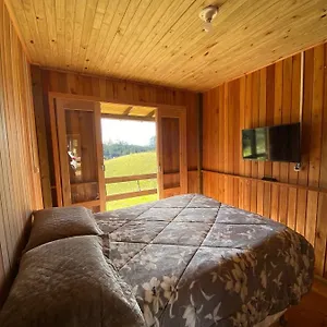 cabanas-serra-do-rio-do-rastro.santa-catarina-brasil.com/